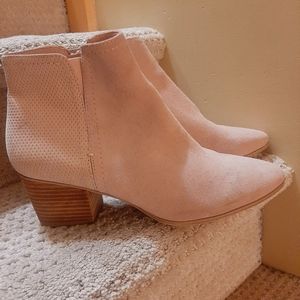 Aldo blush pink suede  Ankle boots pointed classic